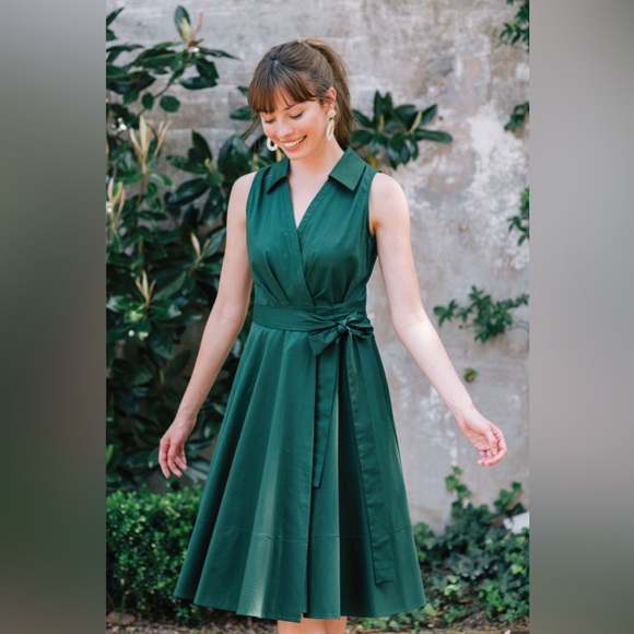 Gal Meets Glam Wrap Dress - Picture 2 of 3